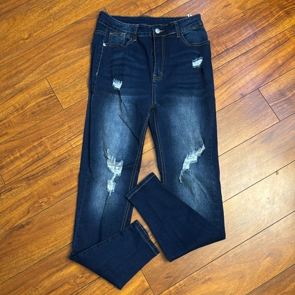 SHEIN new skinny distressed jeans size L
